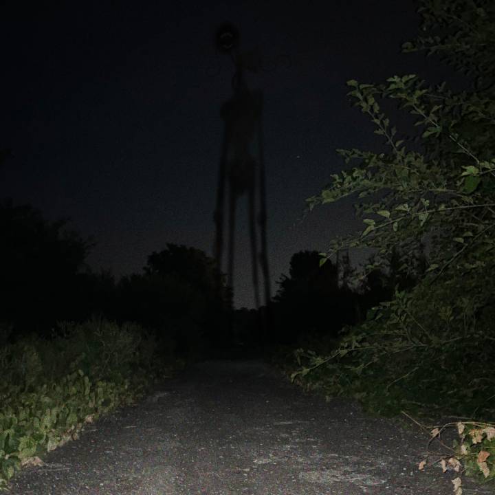 siren-head-sighting-by-creepgentleman-on-sketchers-united